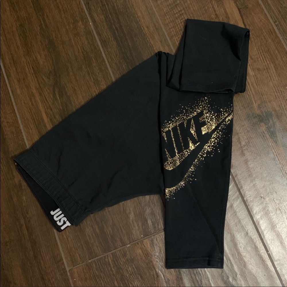 Nike leggings